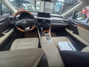 Lexus RX 2022 White