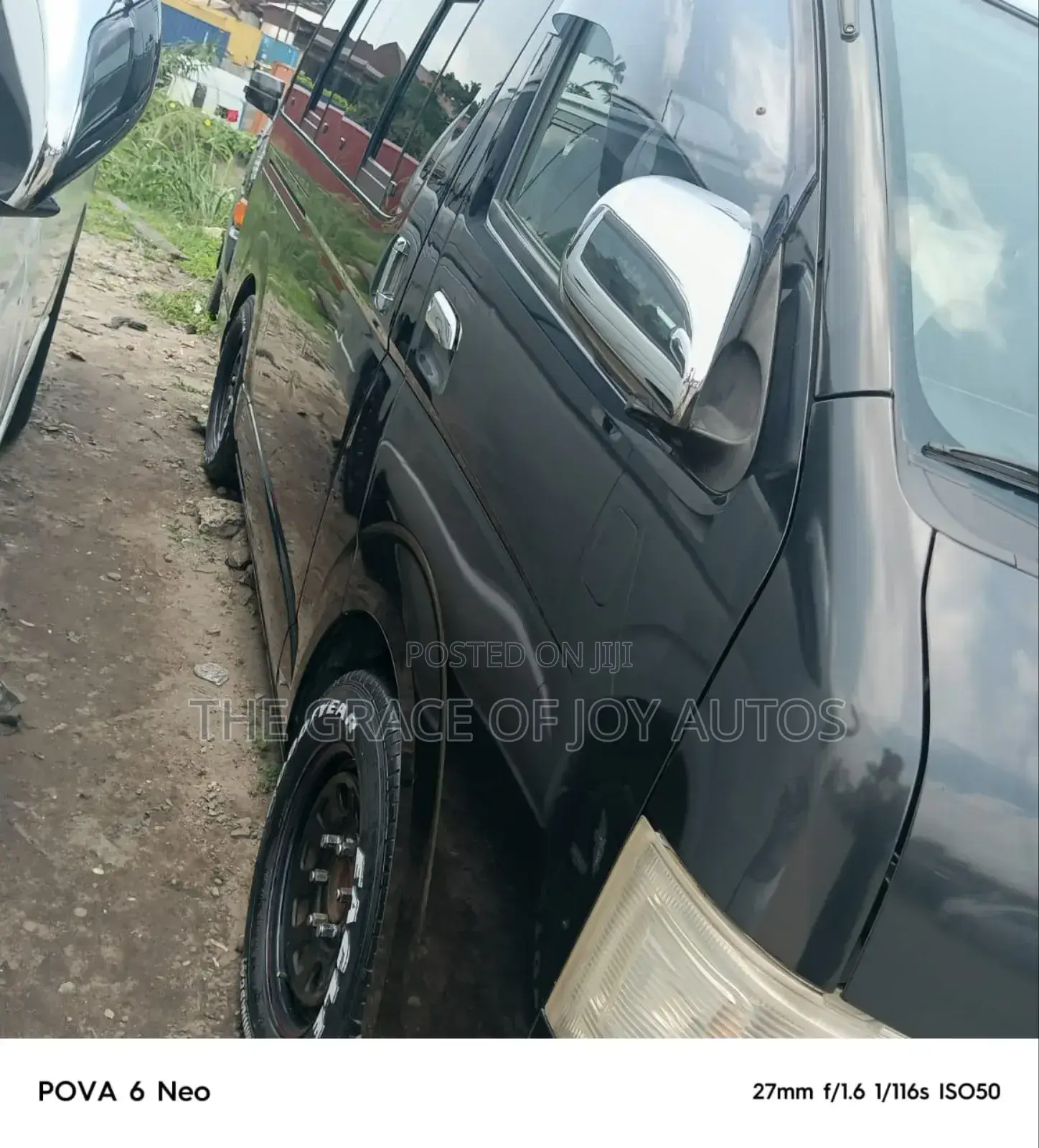 Toyota HiAce 2010 Black