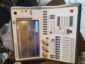 Avolites Quartz Digital Controller
