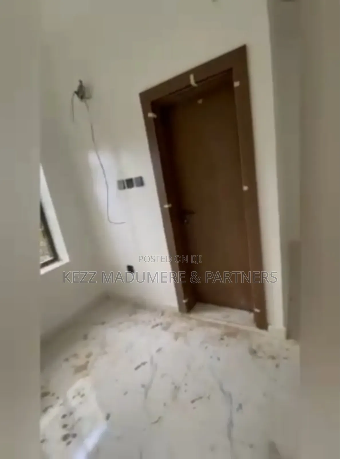 6bdrm Duplex in Independent Layout,  for sale
