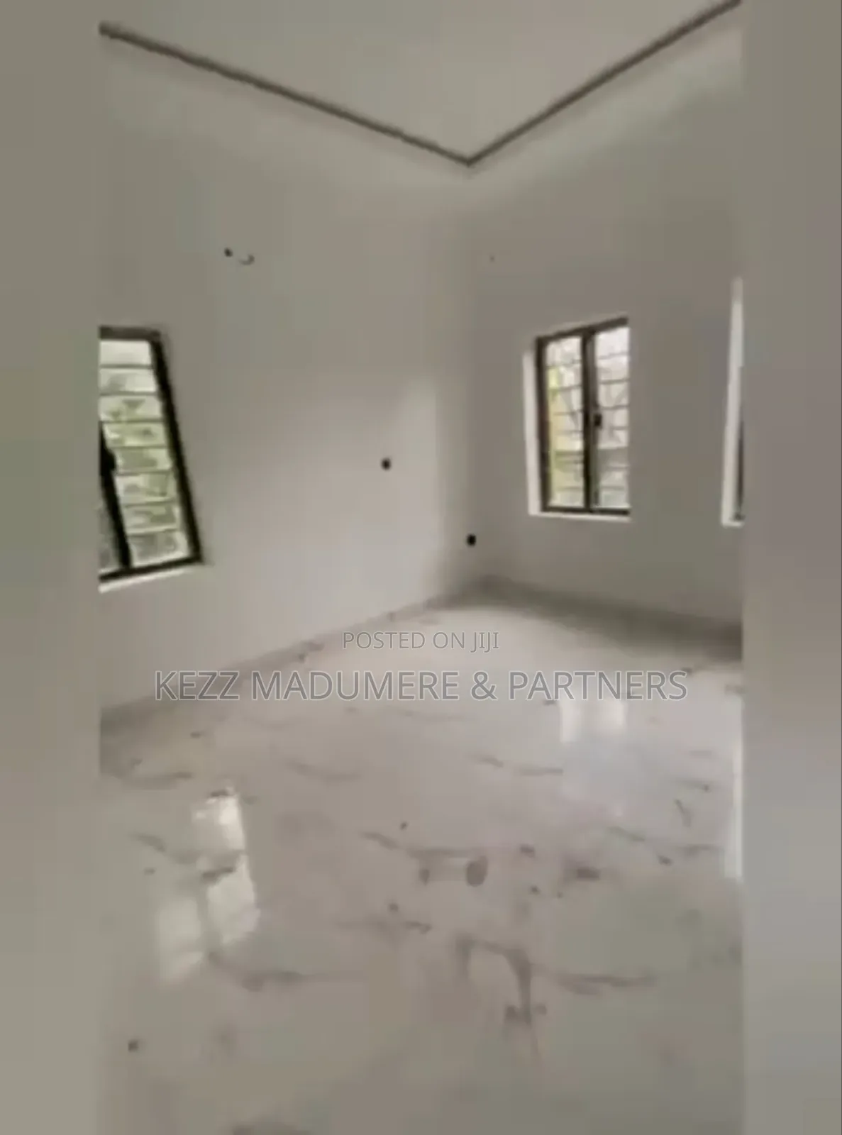 6bdrm Duplex in Independent Layout,  for sale