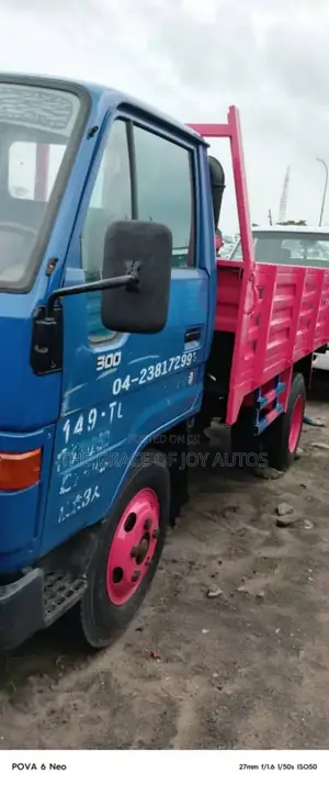 Toyota Dyna Mini Truck