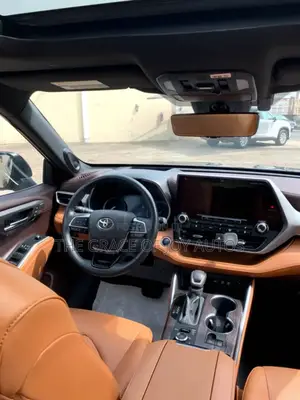 Toyota Highlander Platinum AWD 2020 Black