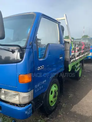 Toyota Dyna 200 Truck