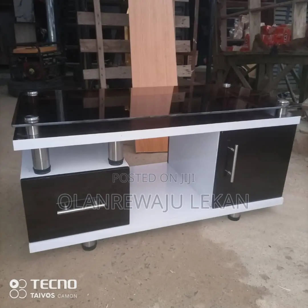 Center Table With Glass Top