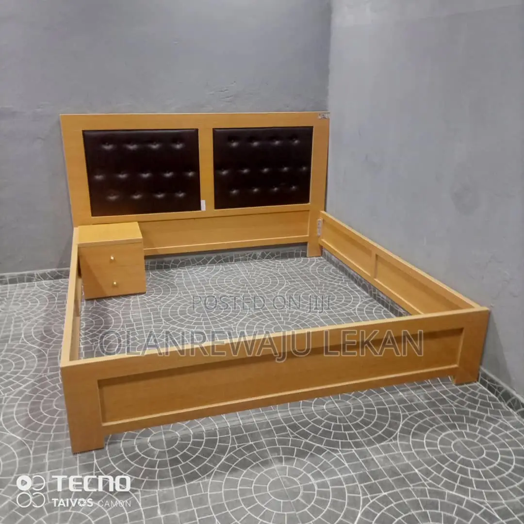 4and_half by 6ft Bedframe