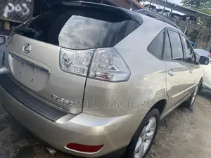 Lexus RX 330 2006 Gold