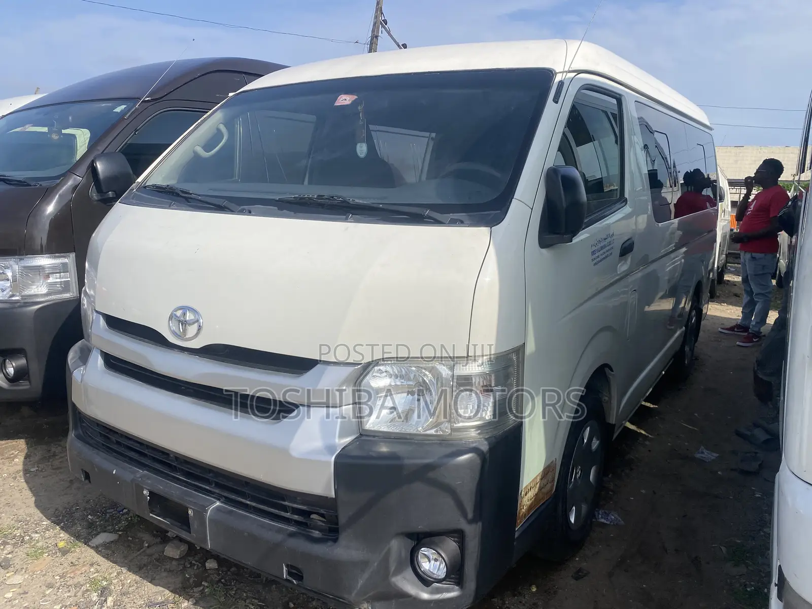 Toyota HiAce 2015 White