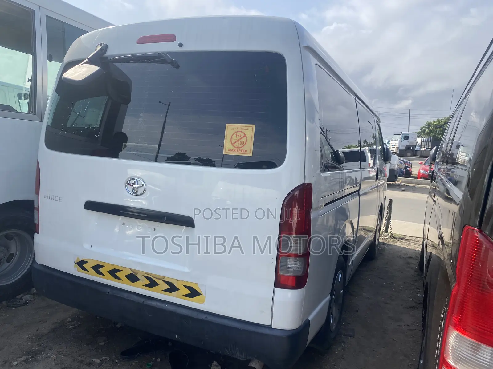 Toyota HiAce 2015 White