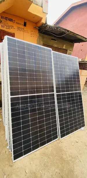 650watts 144cells High Efficiency Canadian Biaficial Solar Panels