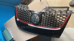 Front Grill Golf 5 Gti