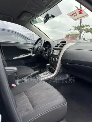 Toyota Corolla S 4dr Sedan (1.8L 4cyl 4A) 2013 Black