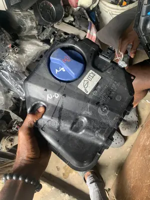 Water Container Volkswagen Touareg 2004