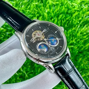 Quality Luxury Mont Blanc Leather Wristwatch