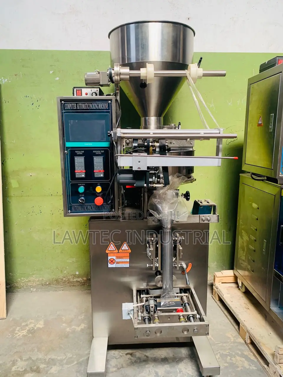 Groundnut Packaging Machine