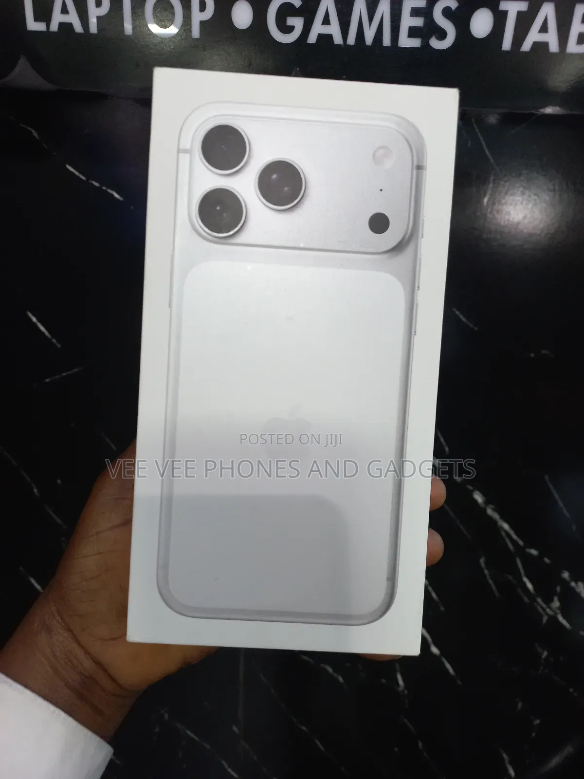New Apple iPhone 17 Pro Max 256 GB Silver