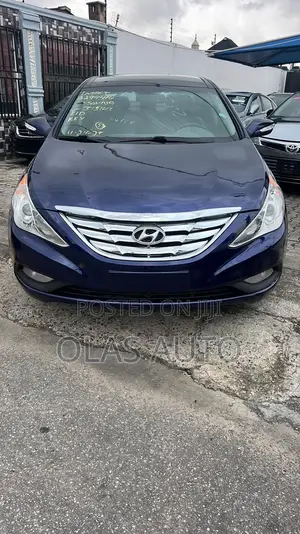 Hyundai Sonata 2013 Blue