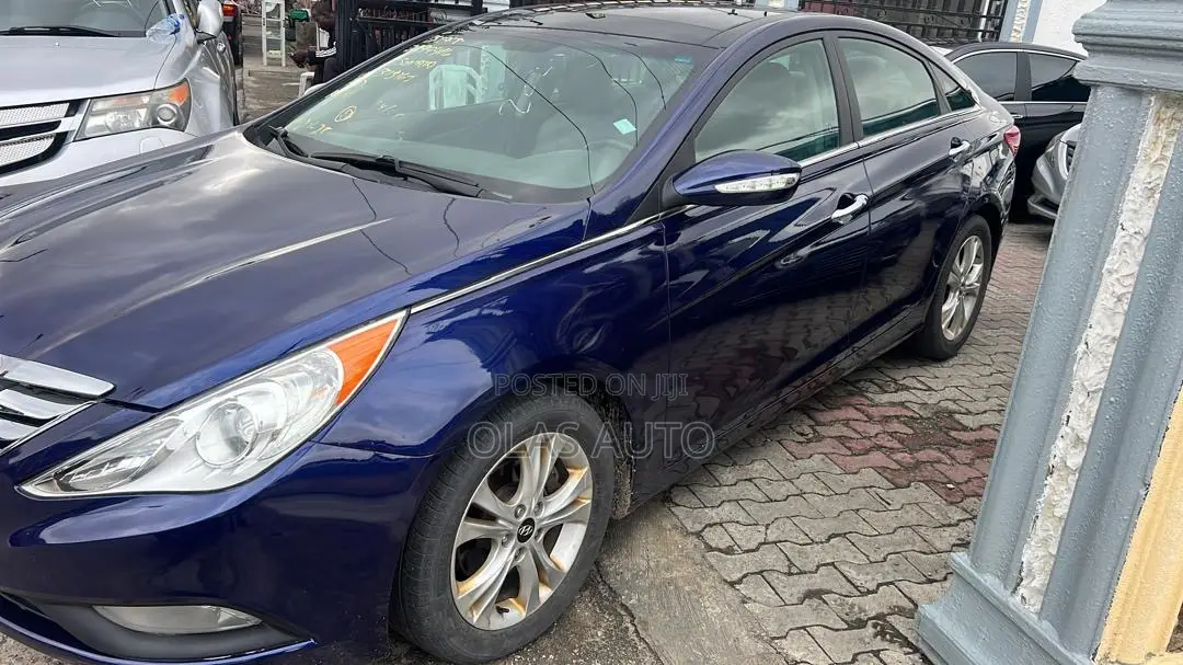 Hyundai Sonata 2013 Blue