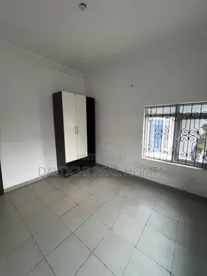 3bdrm Apartment in Ikota for rent