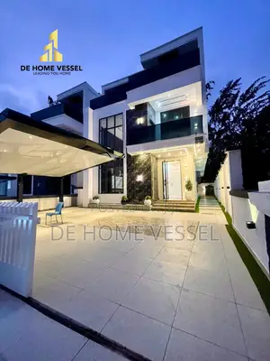 5bdrm Duplex in Lekki for sale