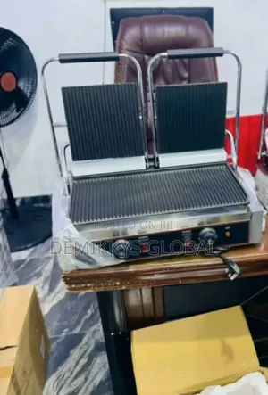 Industrial Electric Shawarma Machine. Double Face