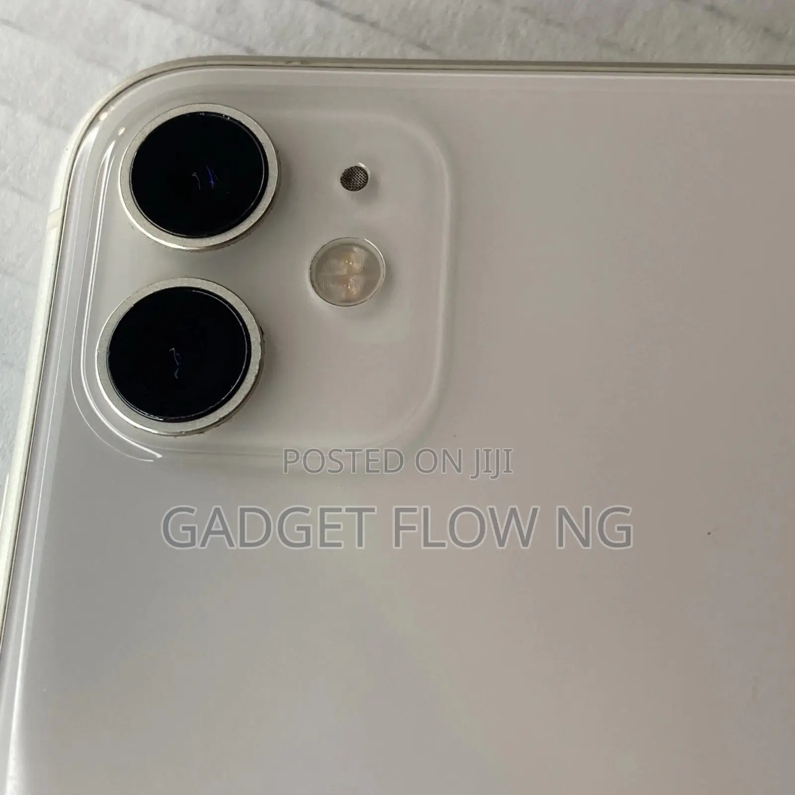 New Apple iPhone 11 64 GB White