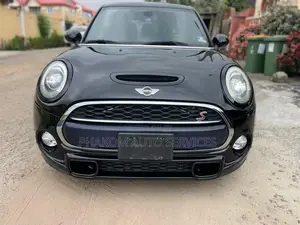 Mini Cooper 2017 Black
