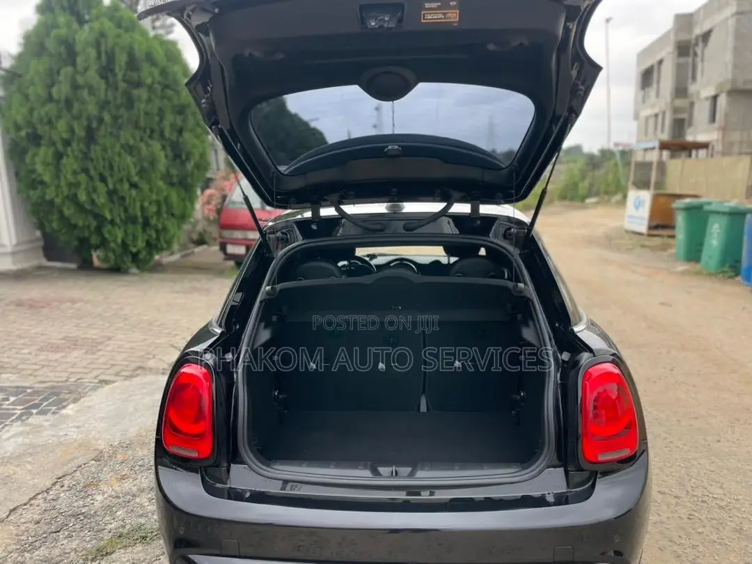 Mini Cooper 2017 Black