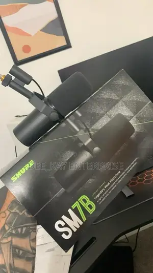 Shure Sm7b Dynamic Microphone
