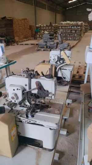 Industrial Suit Buttonhole Machine (Tokunbo)