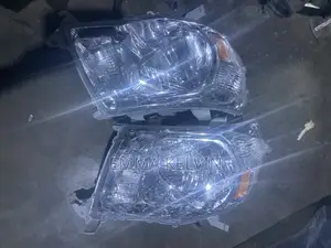 Set Full Light For Toyota Tacoma 2005/2010 Model