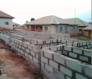 Building Contractor