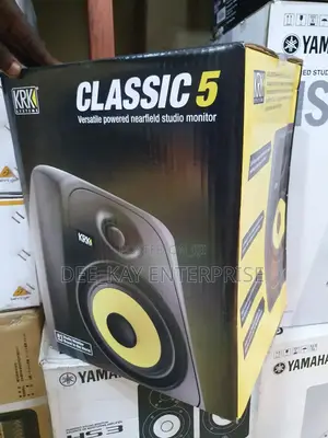 KRK Classic 5 Powered Studio Monitor