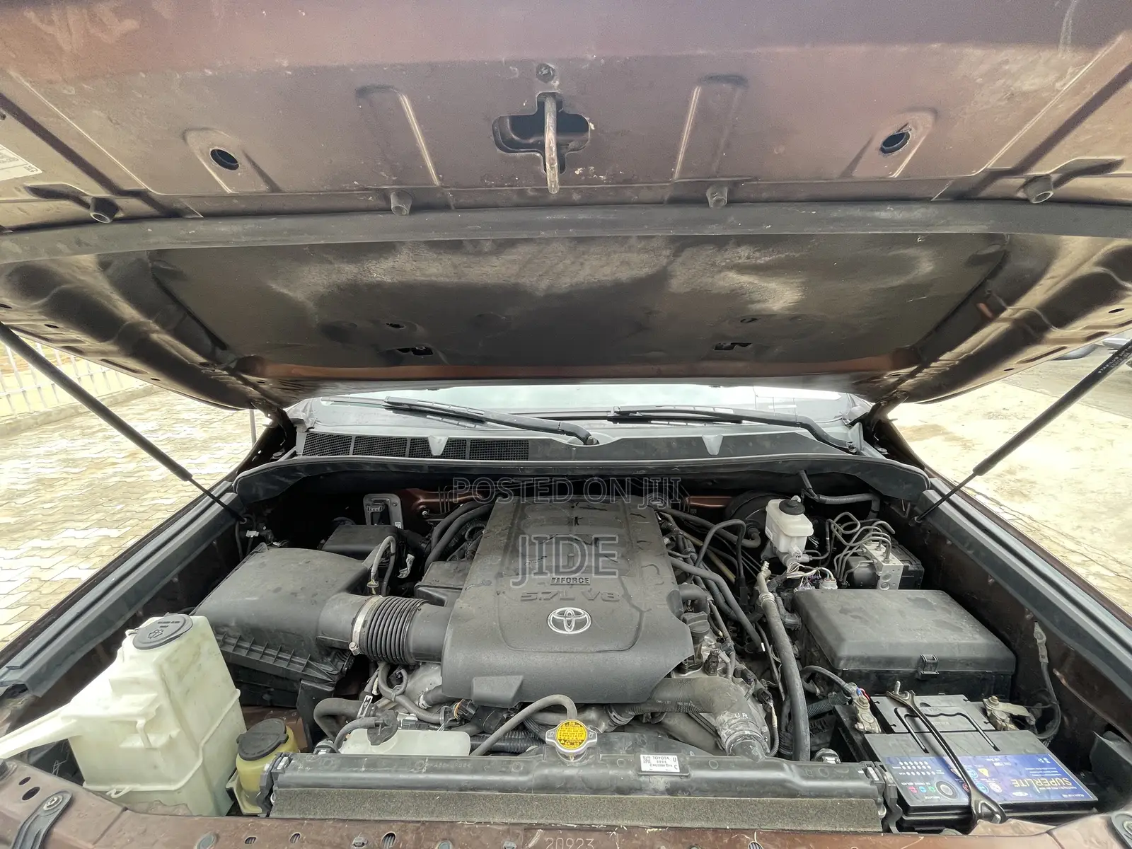Toyota Tundra 2017 Brown