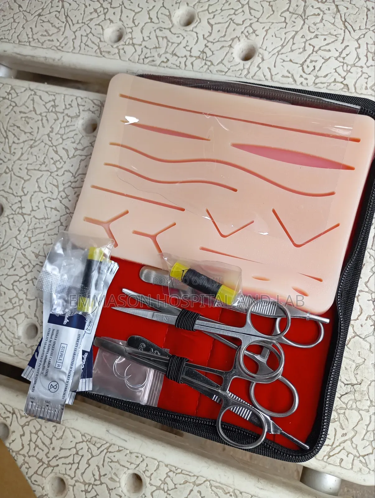 Suturing Kits/Suturing Tools