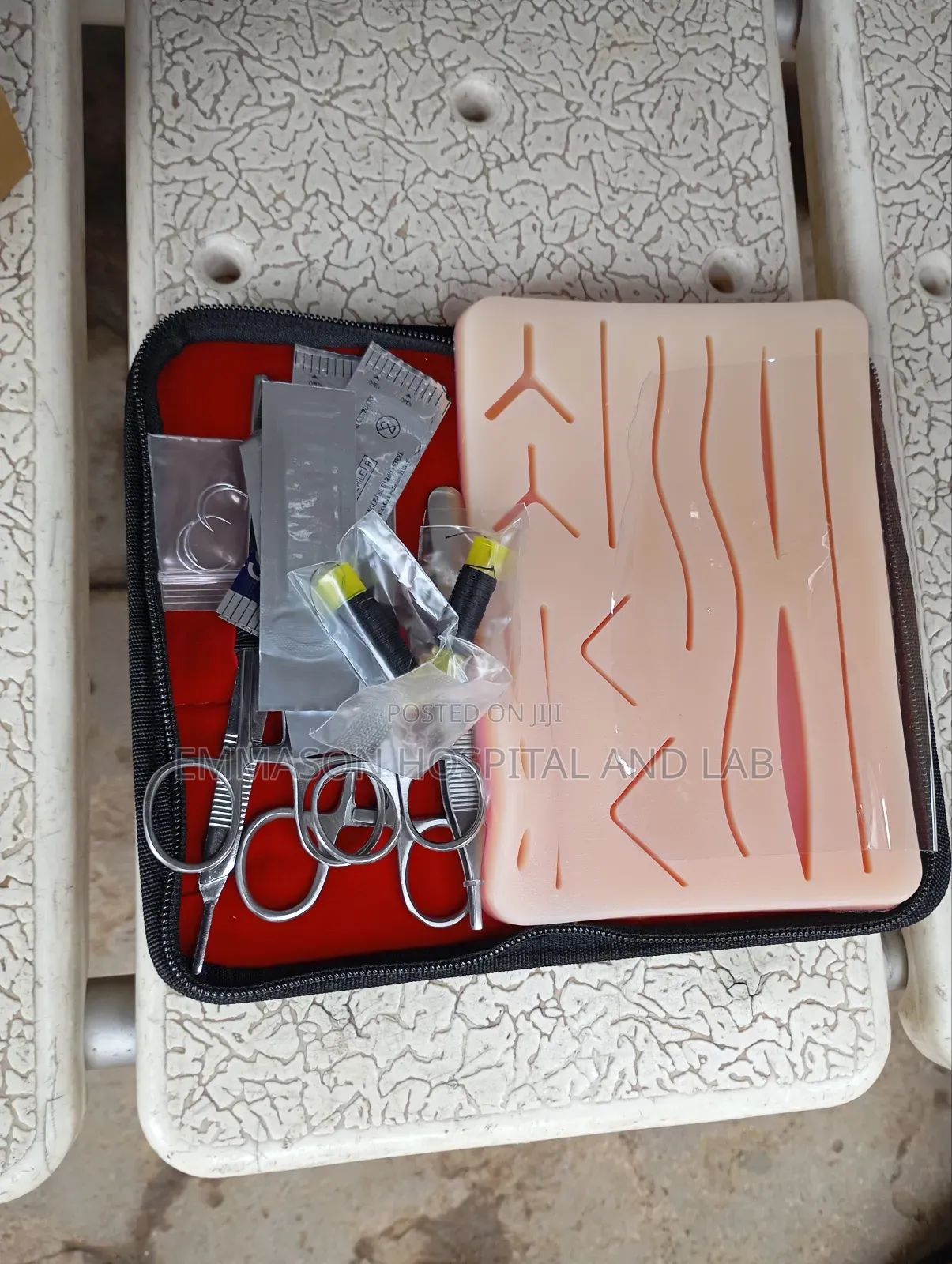 Suturing Kits/Suturing Tools