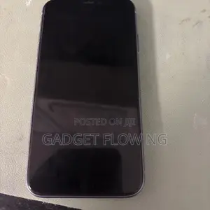 New Apple iPhone 11 64 GB Purple