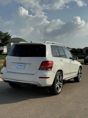 Mercedes-Benz GLK-Class 350 4MATIC 2013 White