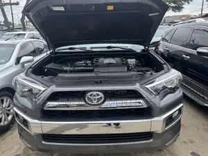 Toyota 4-Runner 2016 Gray