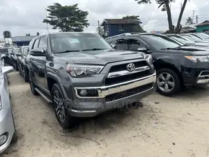 Toyota 4-Runner 2016 Gray