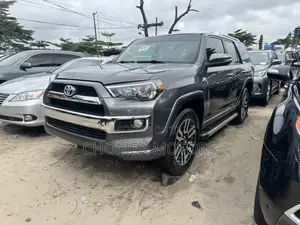 Toyota 4-Runner 2016 Gray