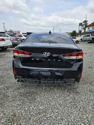 Hyundai Sonata SE 2018 Black