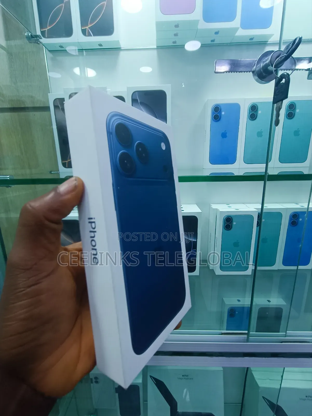 New Apple iPhone 17 Pro Max 512 GB Blue