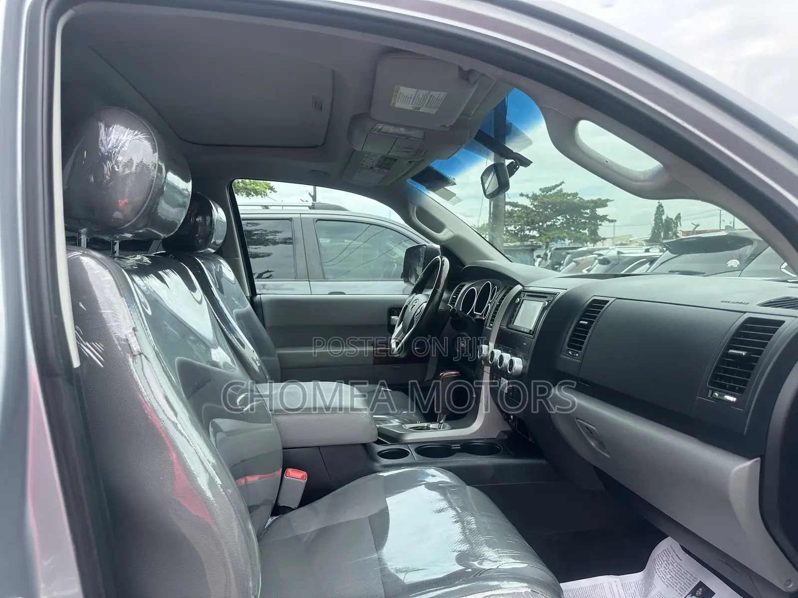 Toyota Sequoia 2016 Silver