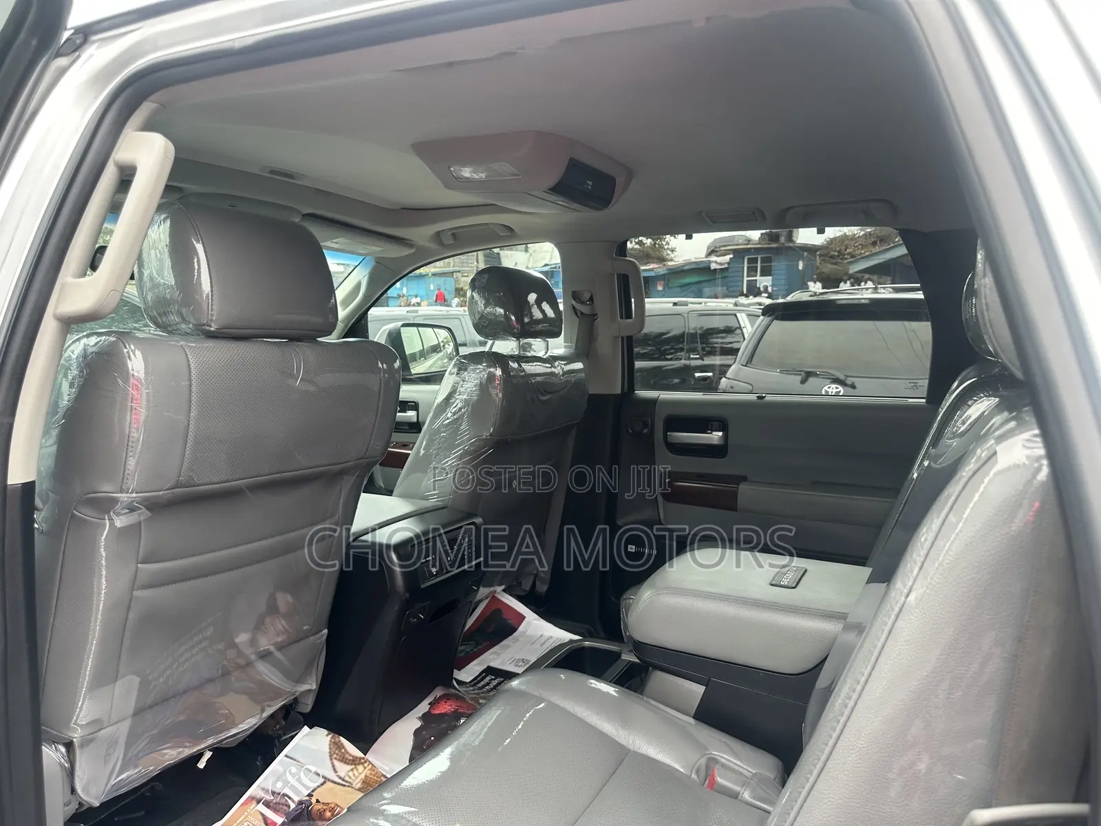 Toyota Sequoia 2016 Silver