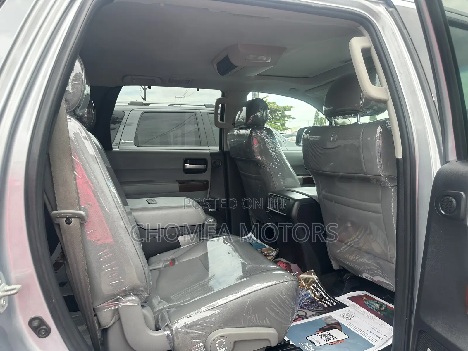 Toyota Sequoia 2016 Silver
