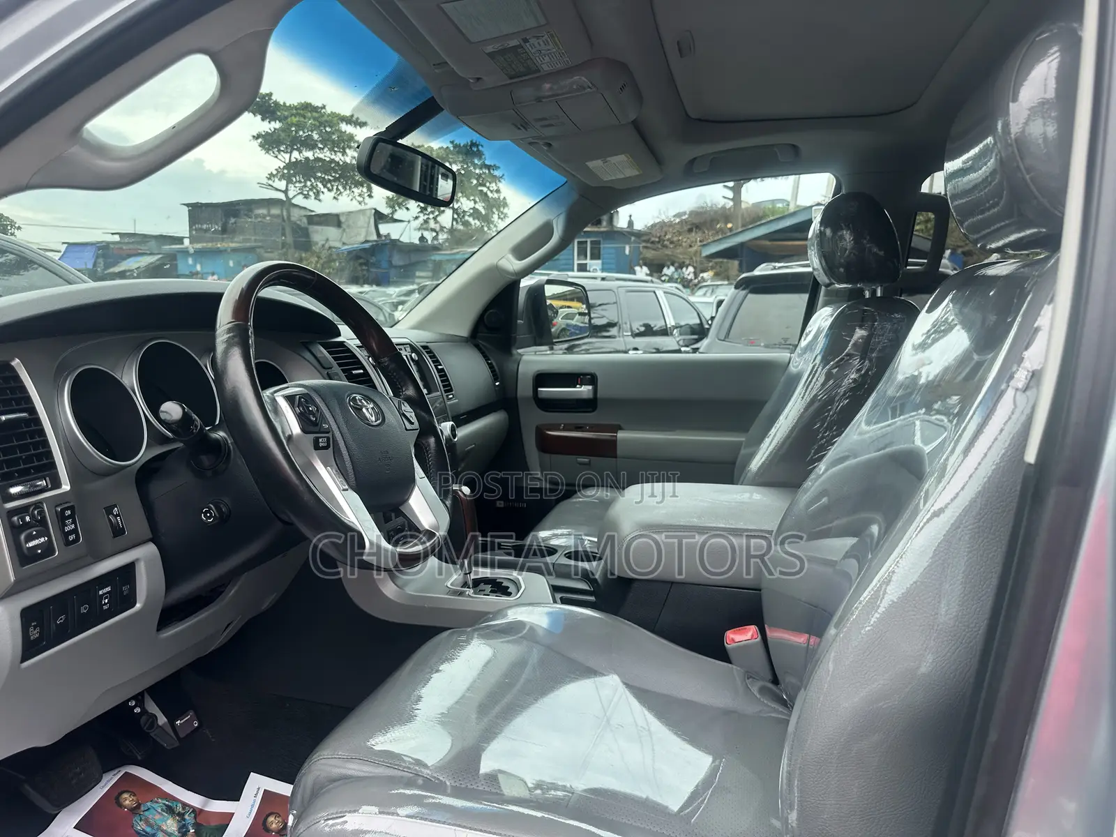 Toyota Sequoia 2016 Silver