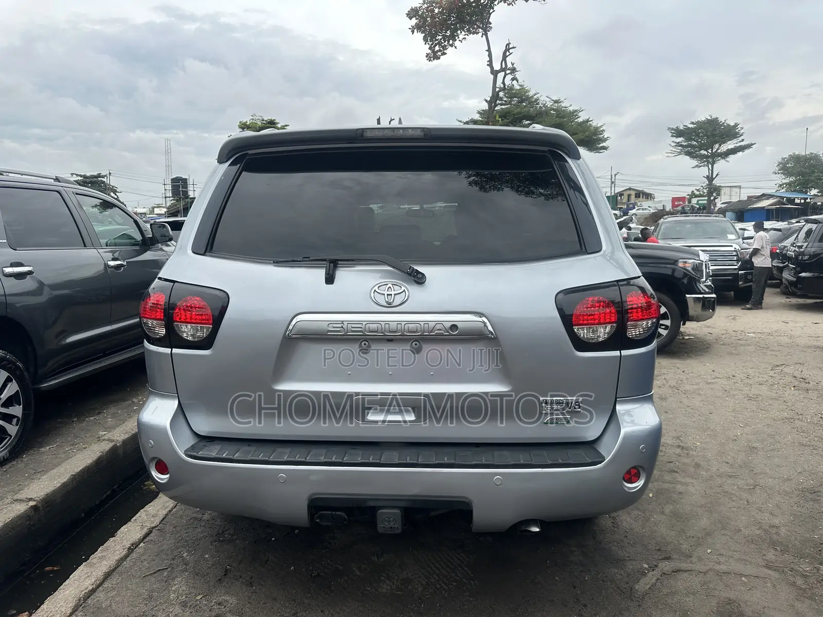 Toyota Sequoia 2016 Silver