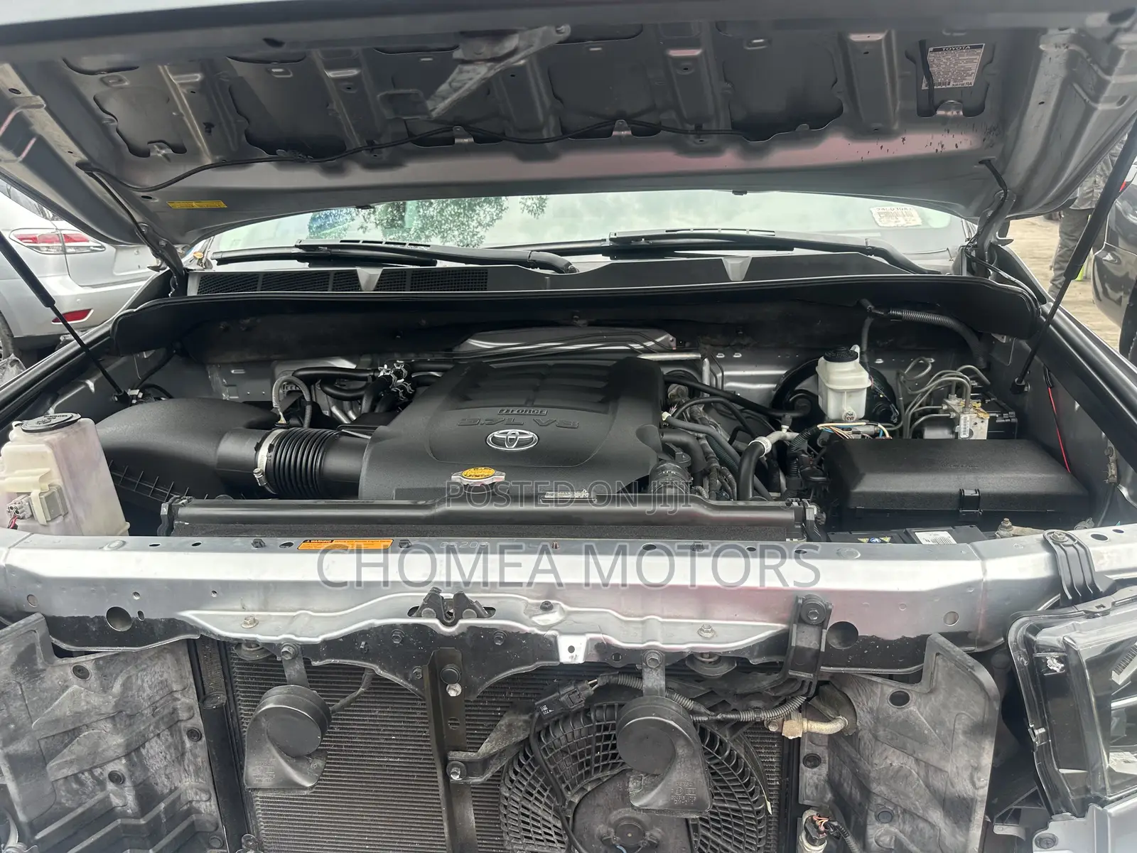 Toyota Sequoia 2016 Silver