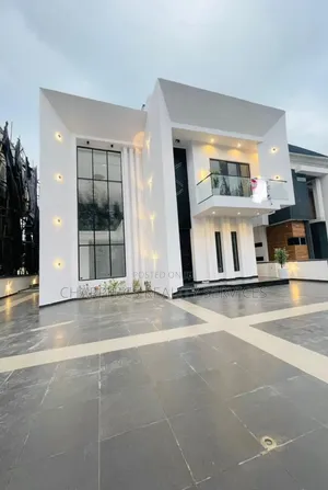 5bdrm Duplex in Lekki for sale